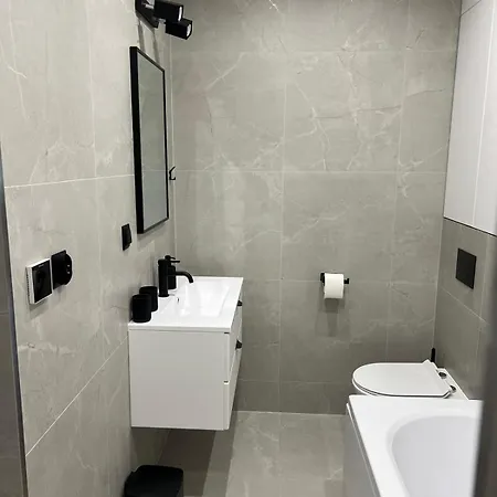 Dom Przy Lesie Godnowa