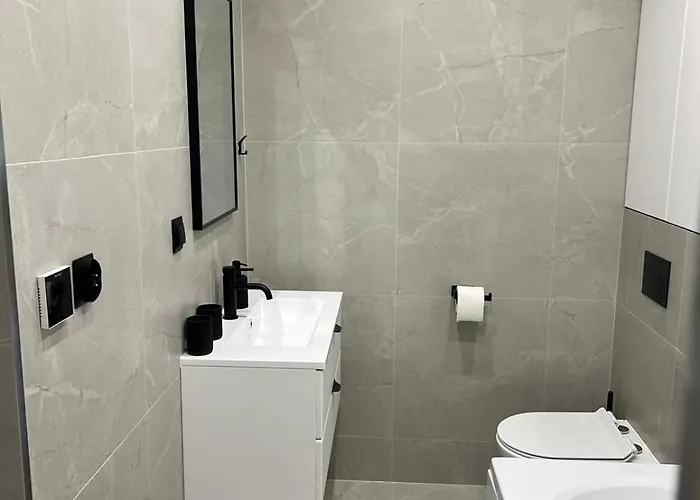 Dom Przy Lesie Godnowa