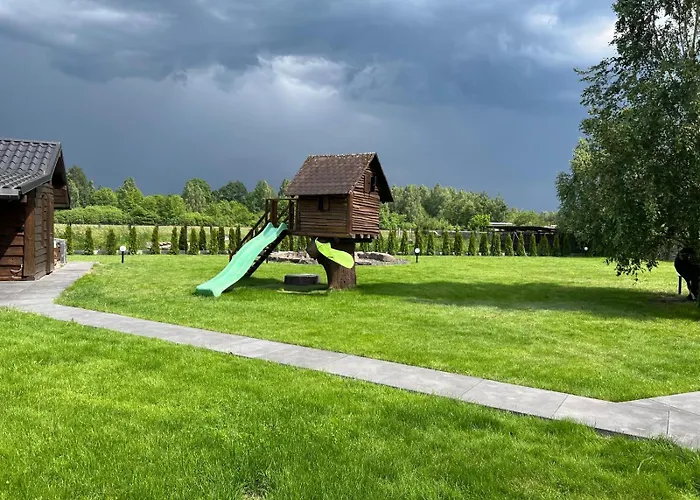 בית נופש Dom Przy Lesie *